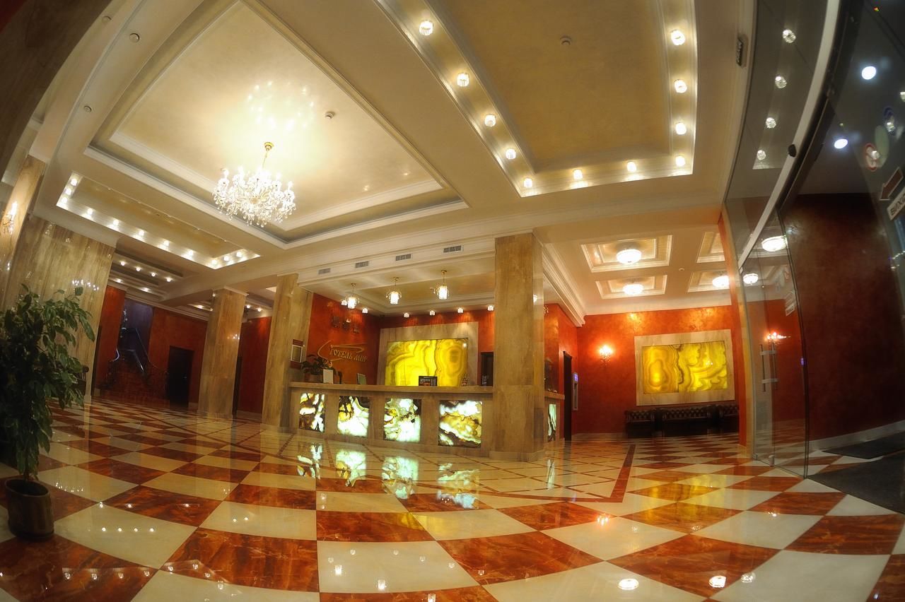 Отель Hotel Mir Ровно-4